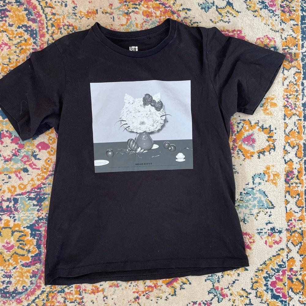 Black Hello Kitty T-shirt